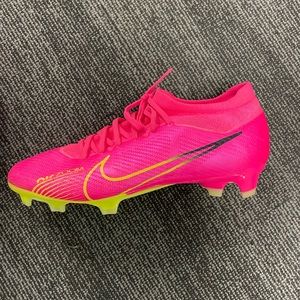 Nike Mercurial Zoom Vapor 15 Pro FG Soccer Cleats